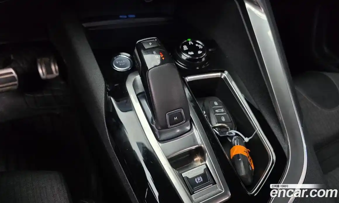 Peugeot 5008 2018 1.6 автомат (гидро), фото 9