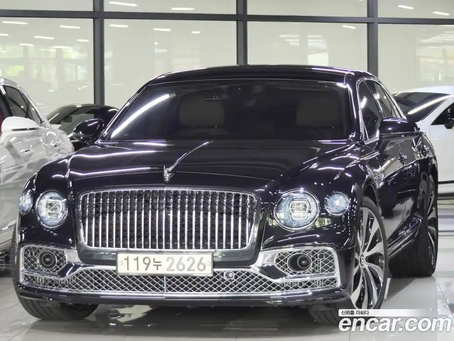 Bentley Flying Spur 2023 4.0 автомат (гидро), фото 1 Bentley Flying Spur 2023 4.0 автомат (гидро), фото 1