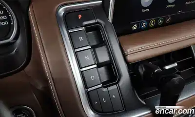Chevrolet Surburban 2021 6.2 автомат (гидро), миниатюра 12