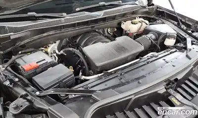 Chevrolet Surburban 2021 6.2 автомат (гидро), миниатюра 6