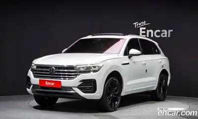Volkswagen Touareg, 2023, 28 984 км