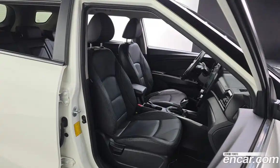 SsangYong TIBOLI 2021 1.5 автомат (гидро), фото 12