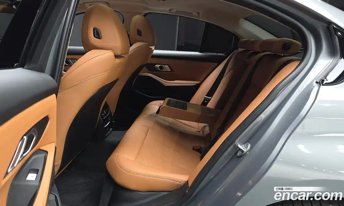 BMW 3 серия 2025 2.0 автомат (гидро), фото 16