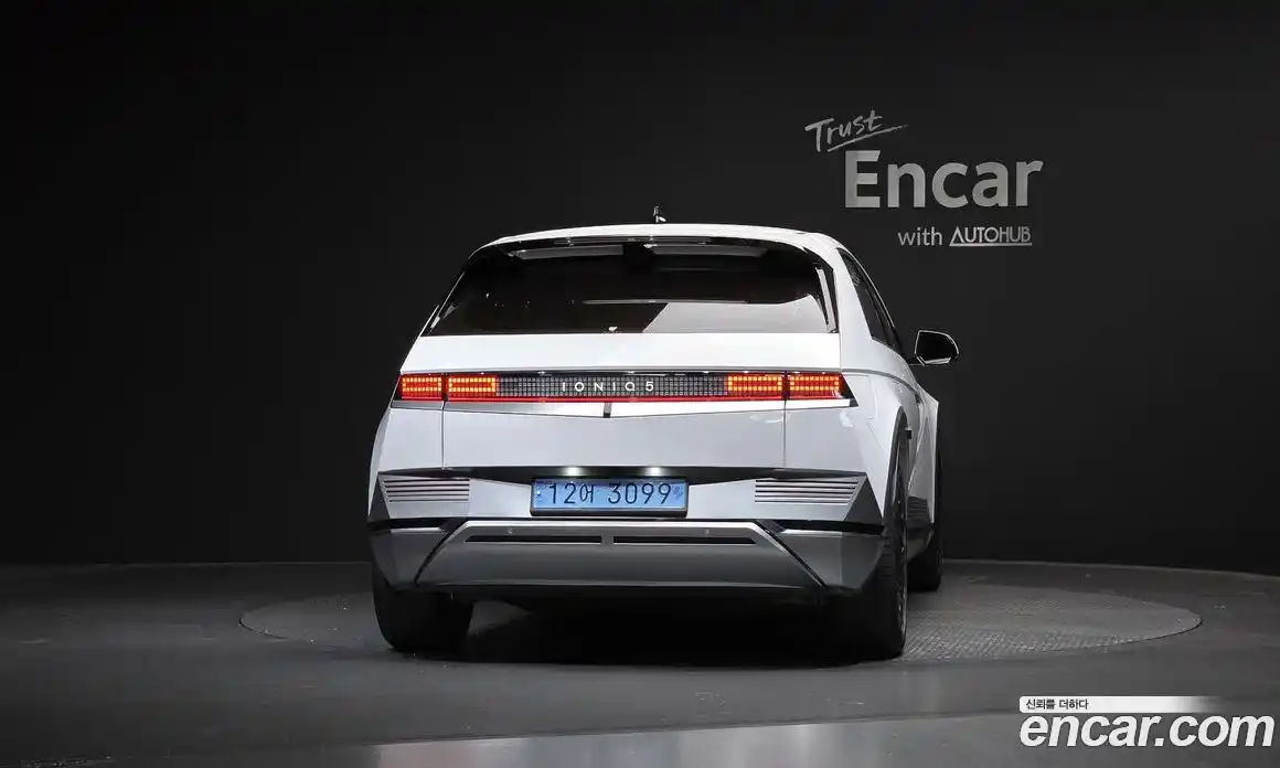 Hyundai Ioniq 5 2024 0.1 автомат (гидро), фото 4