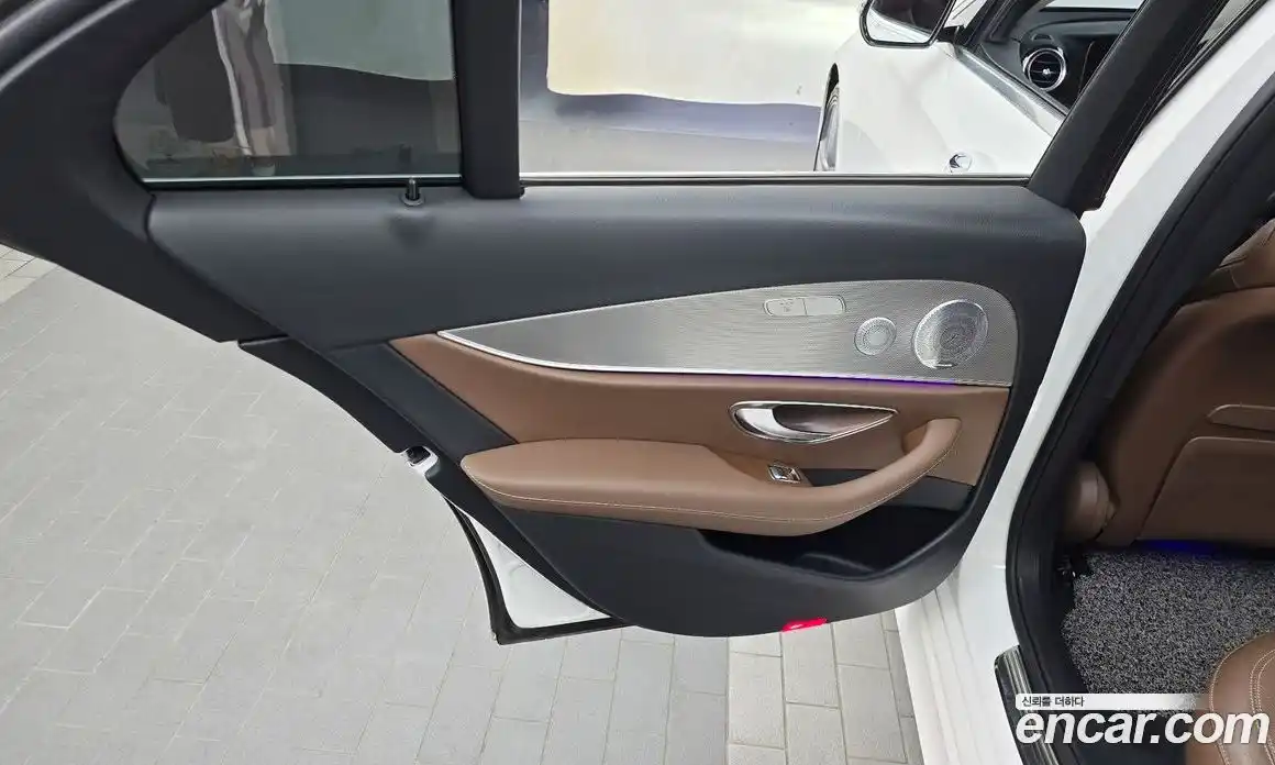 Mercedes-Benz E-Class 2019 2.0 автомат (гидро), фото 15