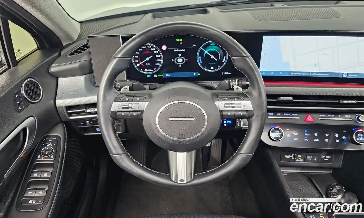 Hyundai Sonata 2024 2.0 автомат (гидро), фото 13