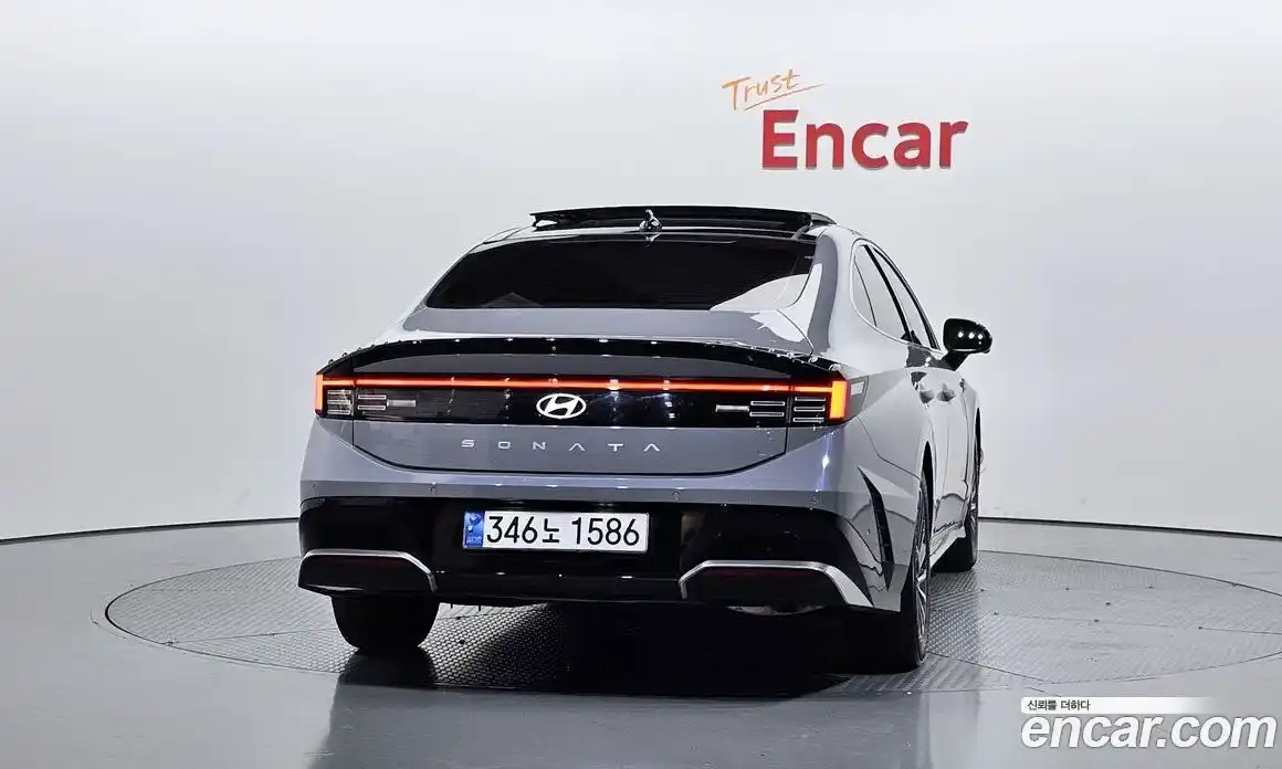Hyundai Sonata 2024 2.0 автомат (гидро), фото 4