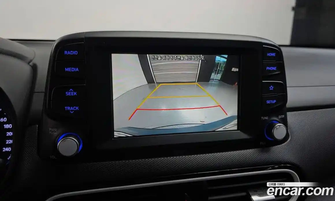 Hyundai Kona 2019 1.6 автомат (гидро), фото 16
