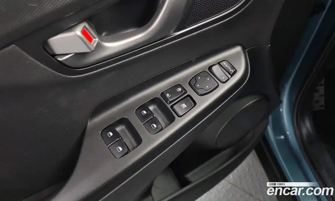 Hyundai Kona 2019 1.6 автомат (гидро), фото 19