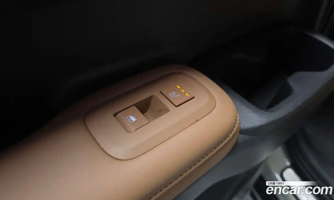 Hyundai Santa Fe 2024 1.6 автомат (гидро), фото 29