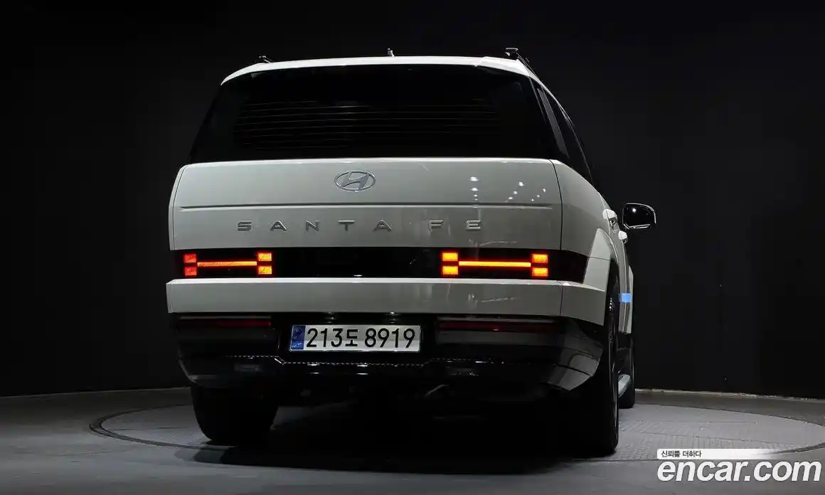 Hyundai Santa Fe 2024 1.6 автомат (гидро), фото 4