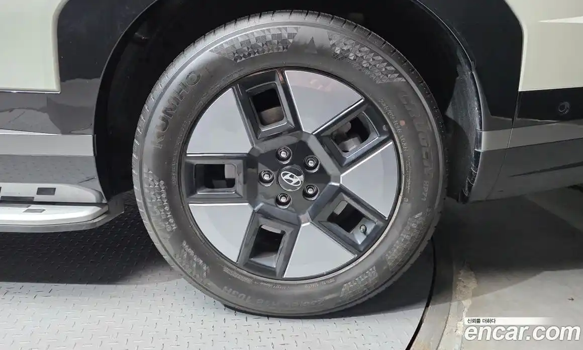 Hyundai Santa Fe 2024 1.6 автомат (гидро), фото 7