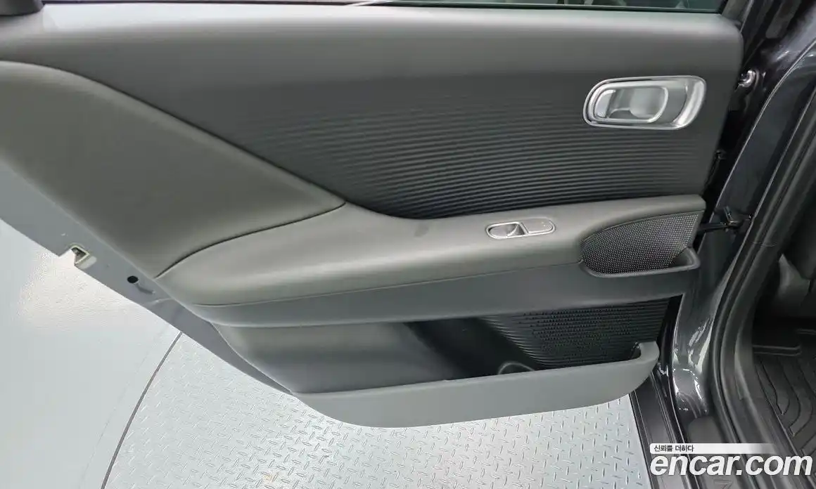 Hyundai Ioniq 6 2024 0.1 автомат (гидро), фото 15