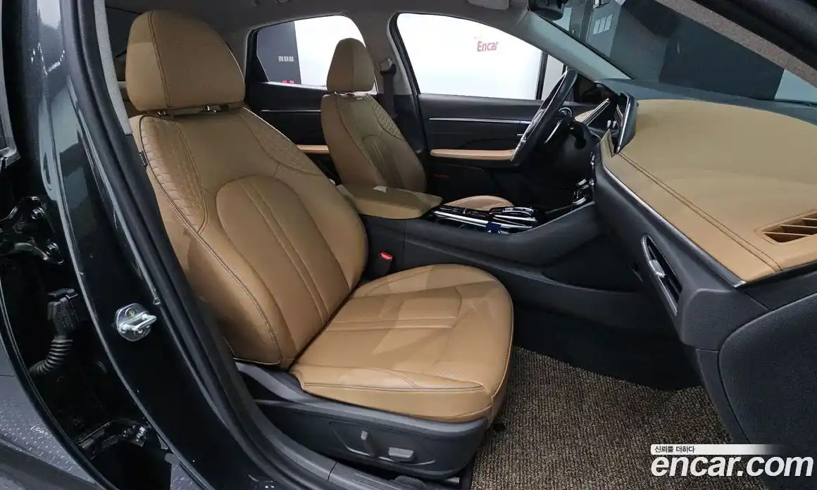 Hyundai Sonata 2020 2.0 автомат (гидро), фото 16