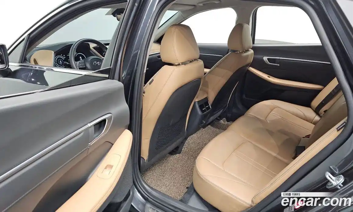 Hyundai Sonata 2020 2.0 автомат (гидро), фото 18