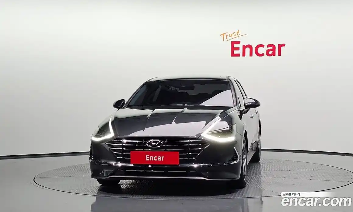 Hyundai Sonata 2020 2.0 автомат (гидро), фото 3