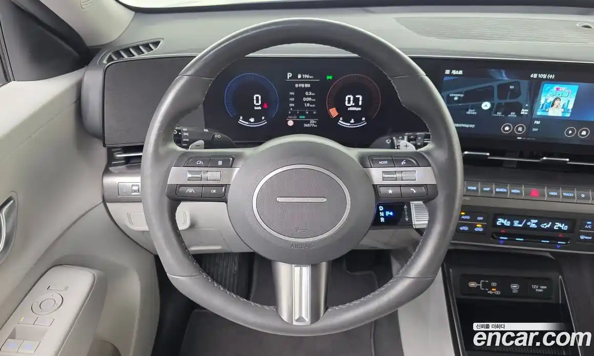 Hyundai Kona 2023 1.6 автомат (гидро), фото 13