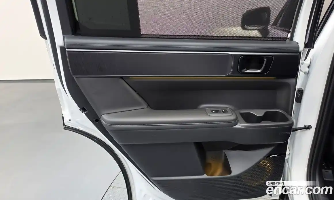 Hyundai Santa Fe 2023 2.5 автомат (гидро), фото 15