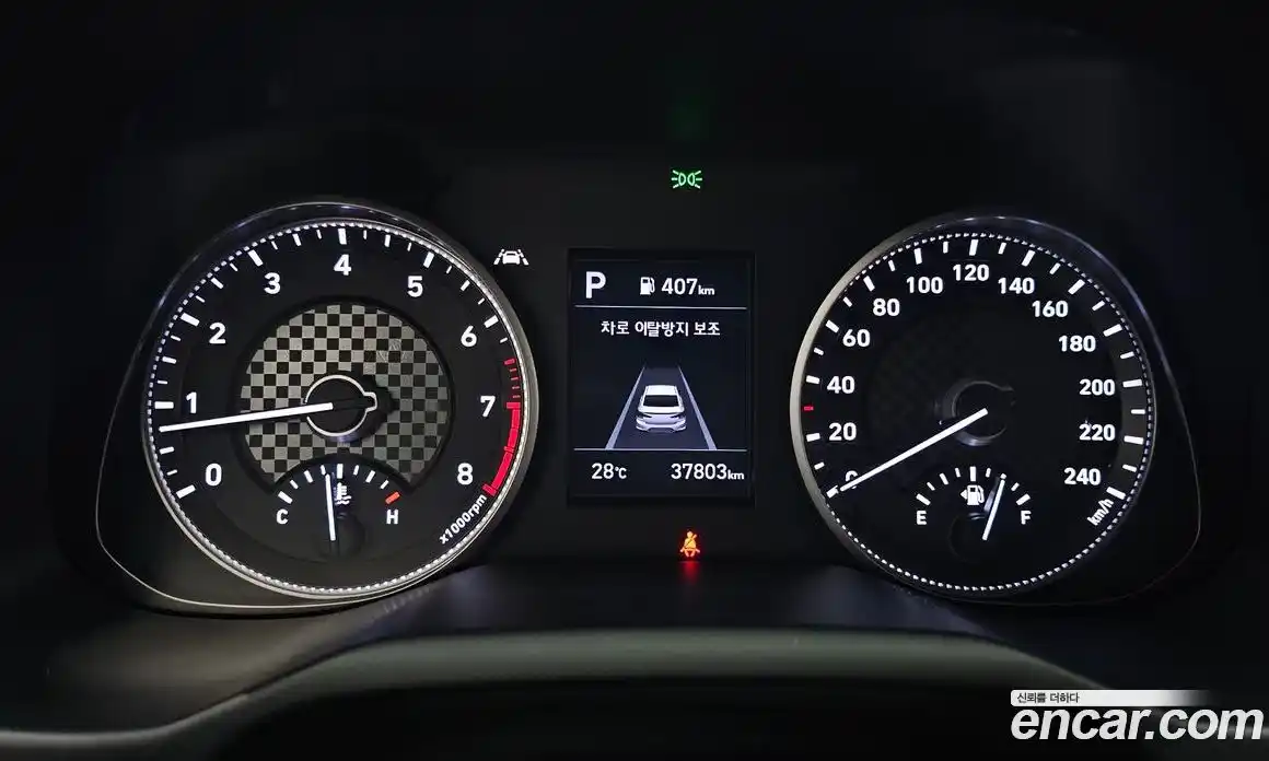 Hyundai Avante 2019 1.6 автомат (гидро), фото 11