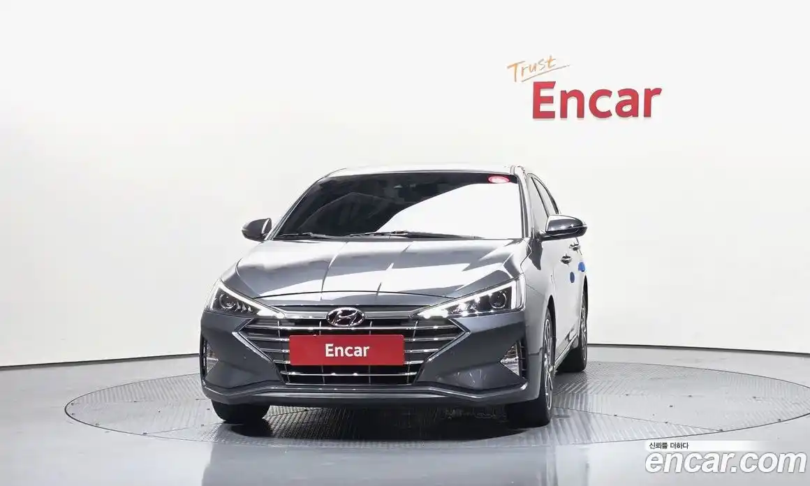 Hyundai Avante 2019 1.6 автомат (гидро), фото 3