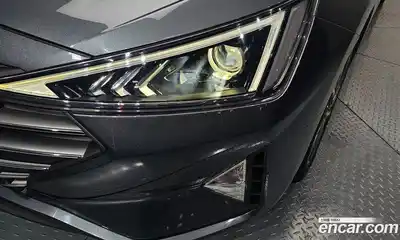 Hyundai Avante 2019 1.6 автомат (гидро), миниатюра 8