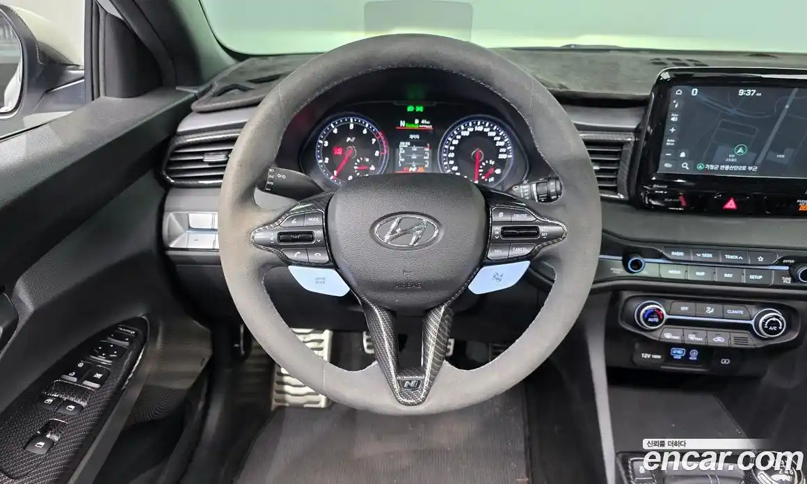 Hyundai Veloster 2018 2.0 механика, фото 18