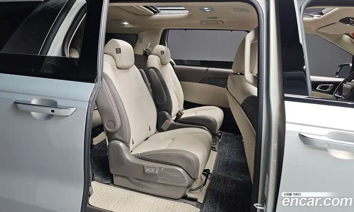 Kia Carnival 2025 3.5 автомат (гидро), фото 16