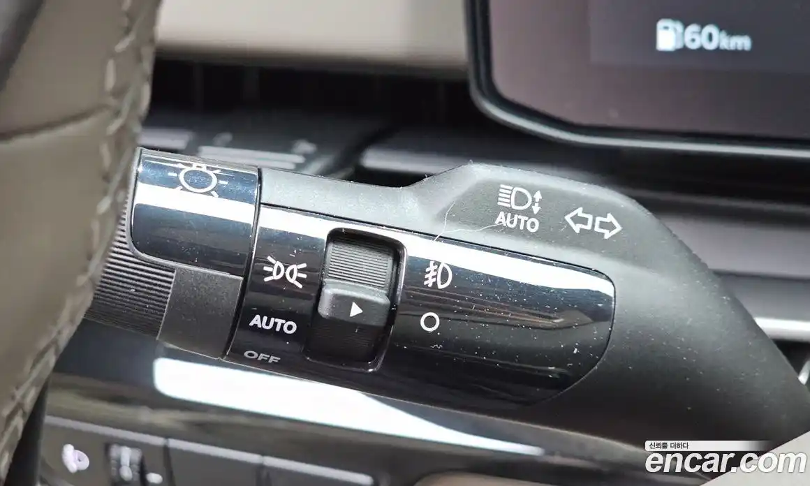 Kia Carnival 2025 3.5 автомат (гидро), фото 31