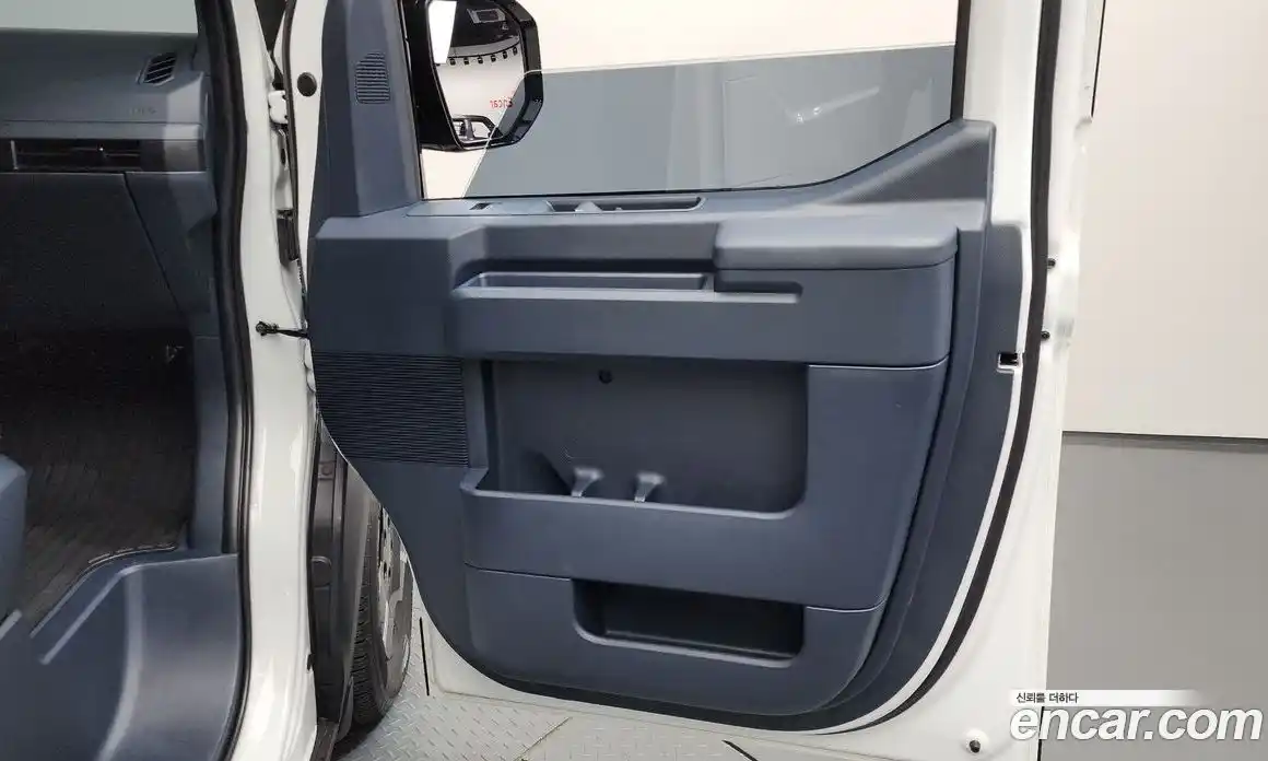 Kia PV5 2025 0.2 автомат (гидро), фото 14