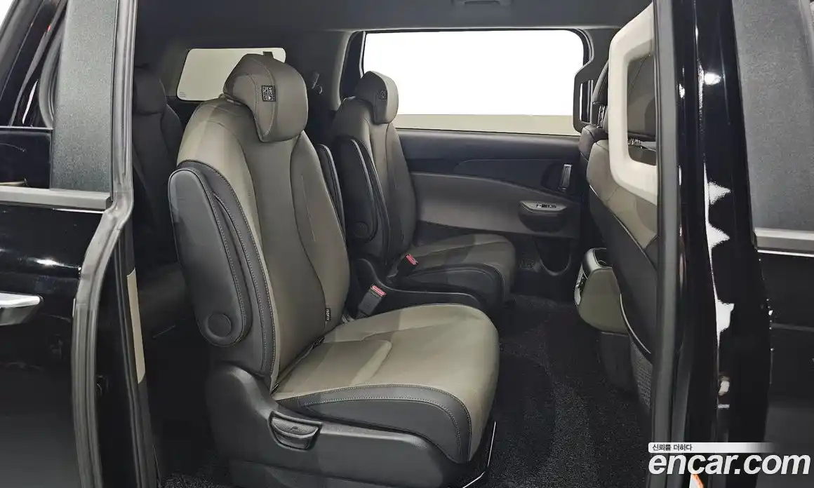 Kia Carnival 2025 2.2 автомат (гидро), фото 16