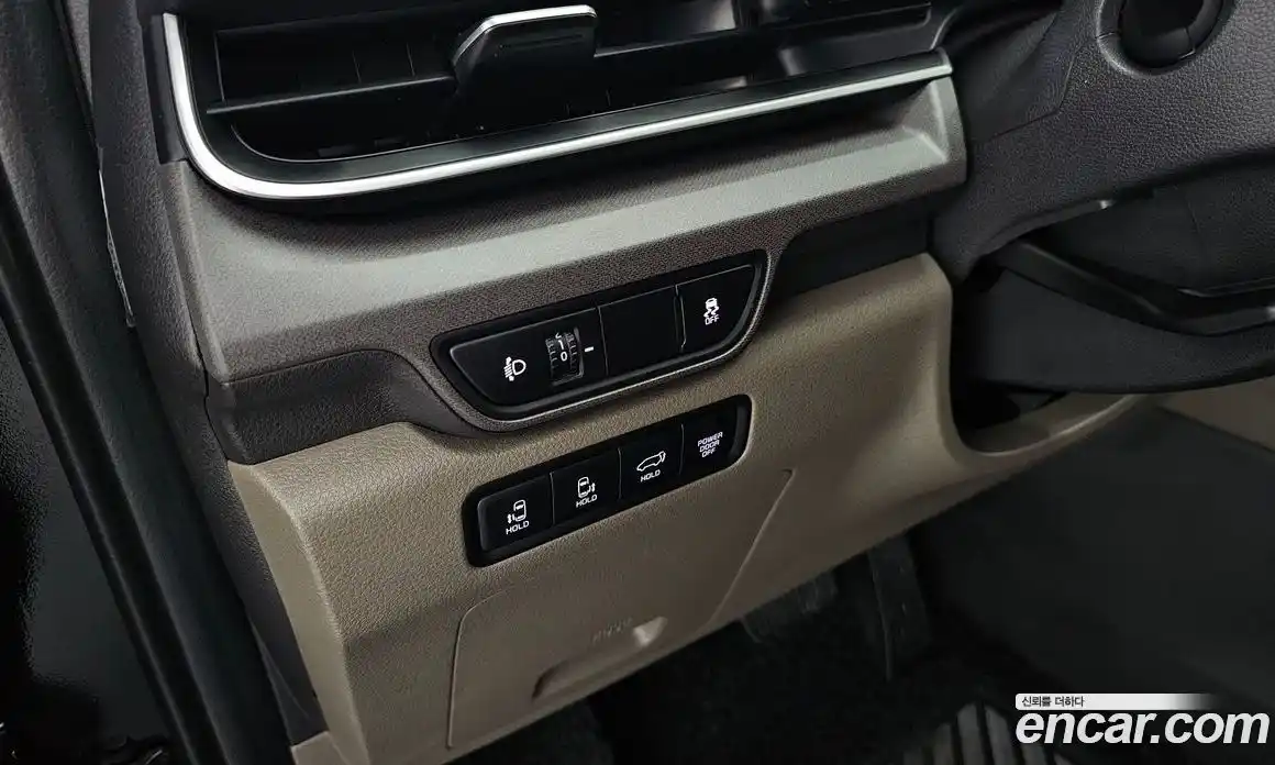 Kia Carnival 2025 2.2 автомат (гидро), фото 24