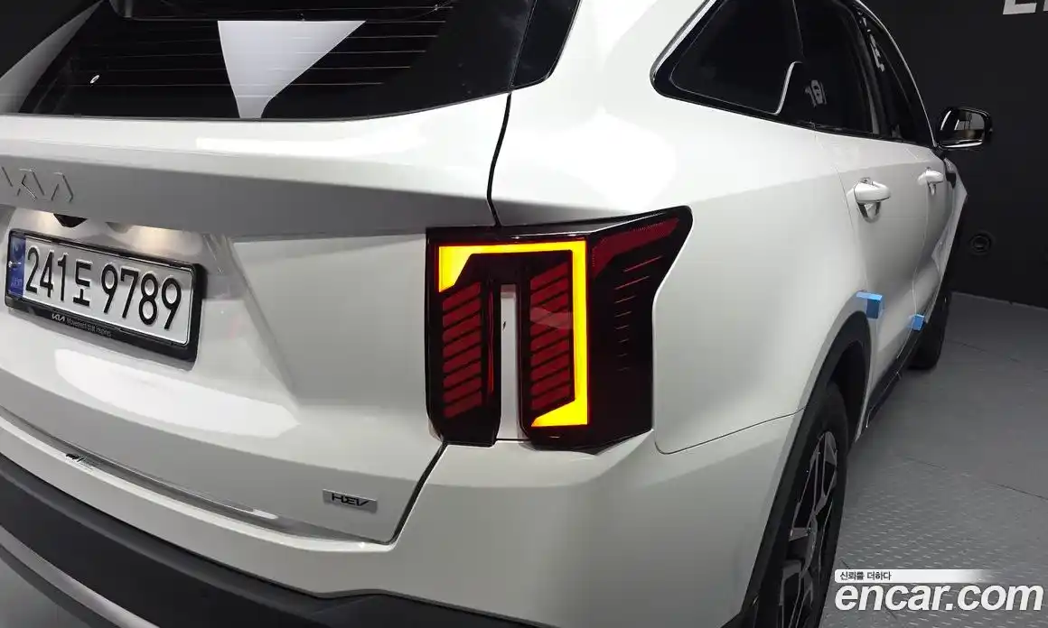 Kia Sorento 2024 1.6 автомат (гидро), фото 9
