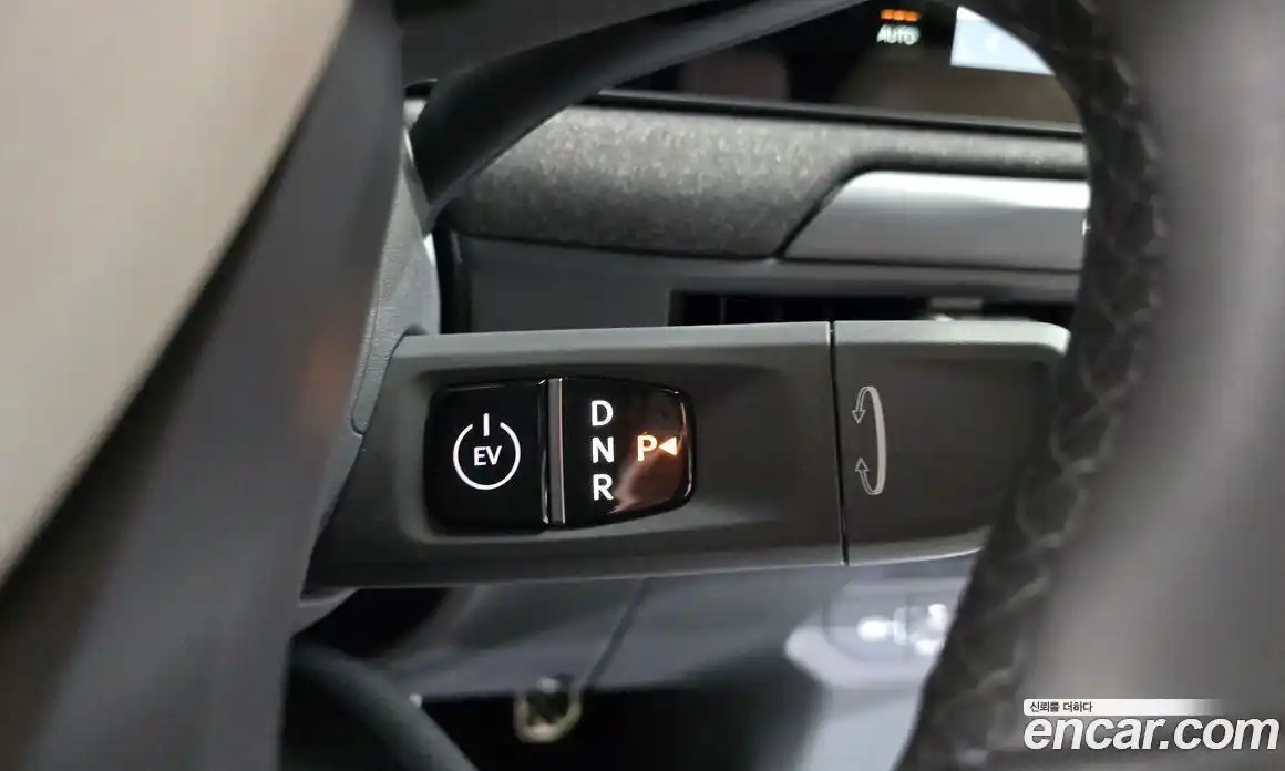 Kia EV3 2024 0.2 автомат (гидро), фото 12