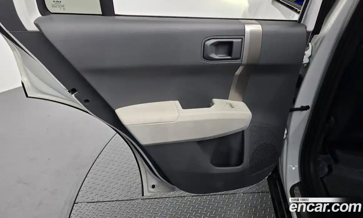 Kia EV3 2024 0.2 автомат (гидро), фото 15