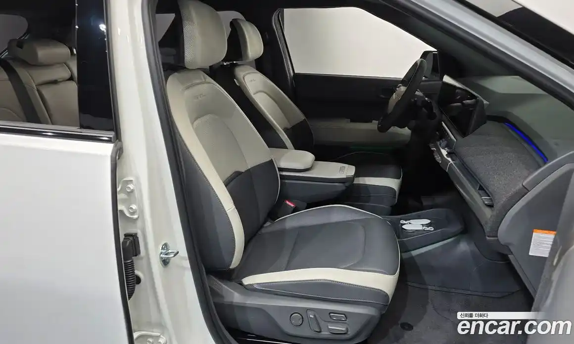 Kia EV3 2024 0.2 автомат (гидро), фото 16