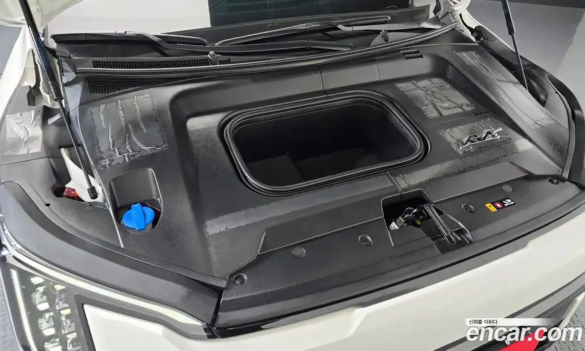 Kia EV3 2024 0.2 автомат (гидро), фото 6