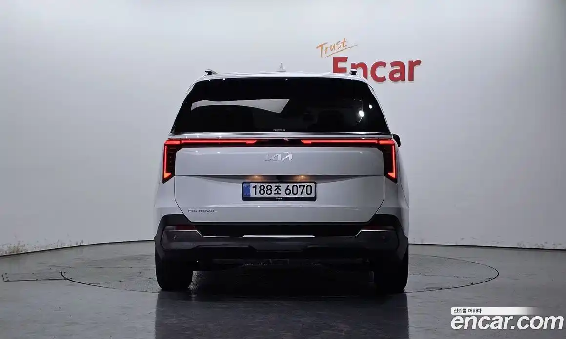 Kia Carnival 2025 2.2 автомат (гидро), фото 4