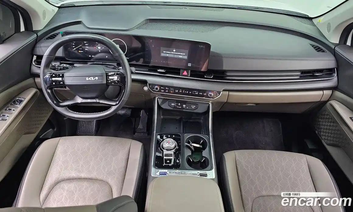 Kia Carnival 2025 2.2 автомат (гидро), фото 10