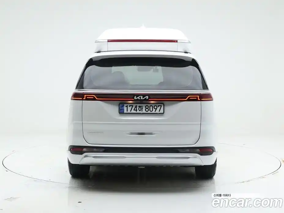 Kia Carnival 2023 2.2 автомат (гидро), фото 5