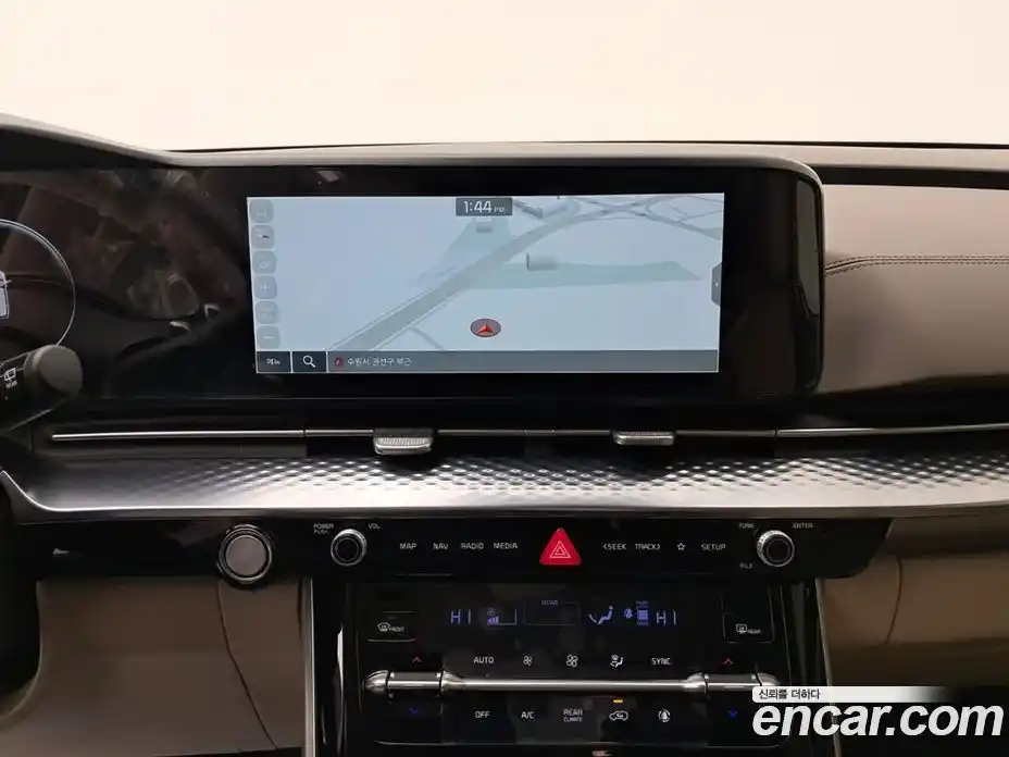 Kia Carnival 2023 2.2 автомат (гидро), фото 9