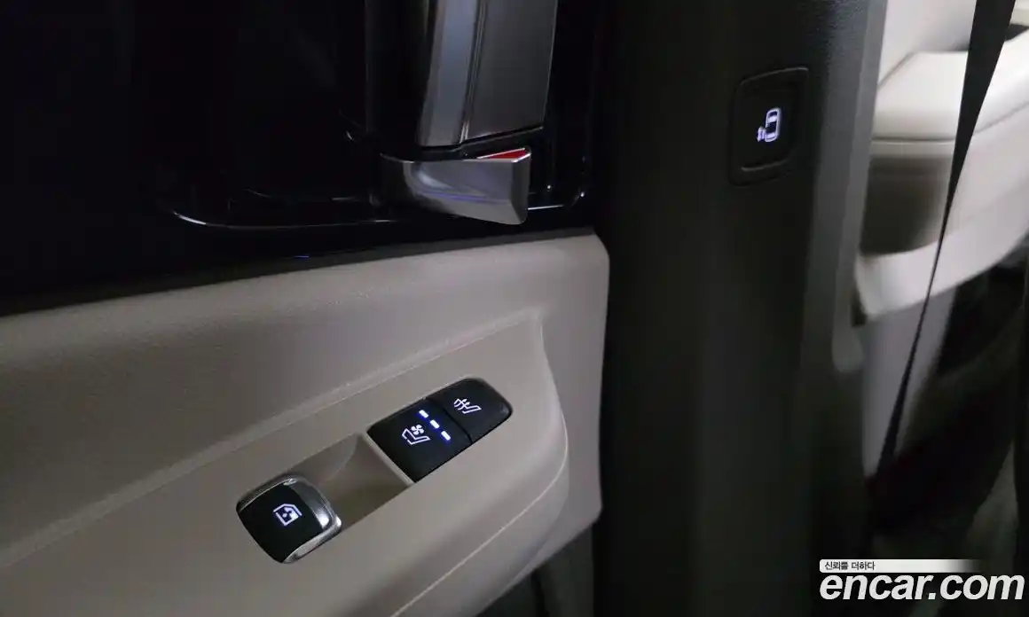 Kia Carnival 2025 1.6 автомат (гидро), фото 24