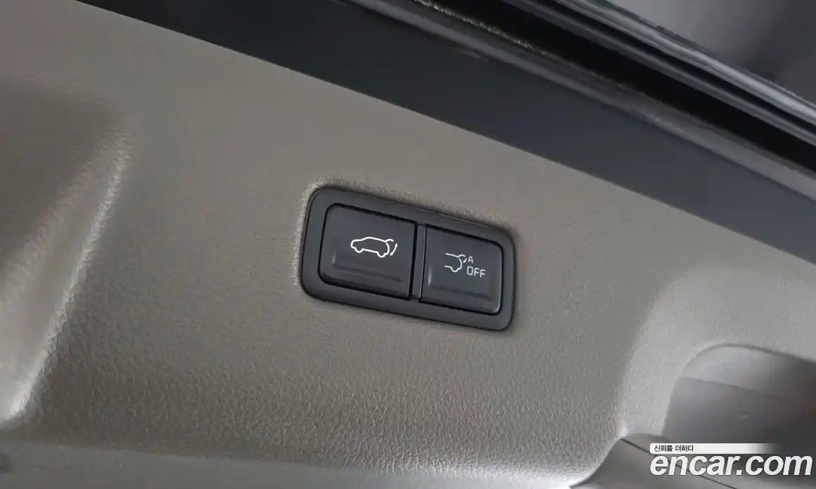 Kia Carnival 2025 1.6 автомат (гидро), фото 26