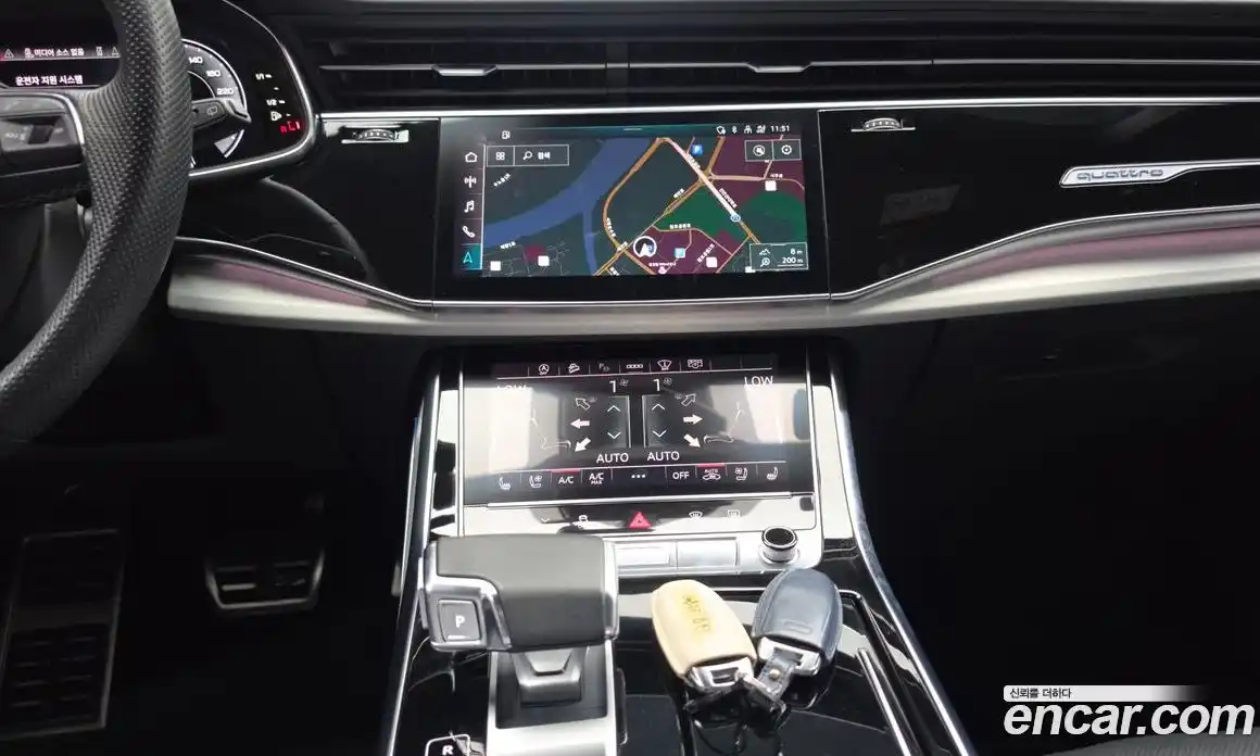 Audi Q8 2023 3.0 автомат (гидро), фото 12