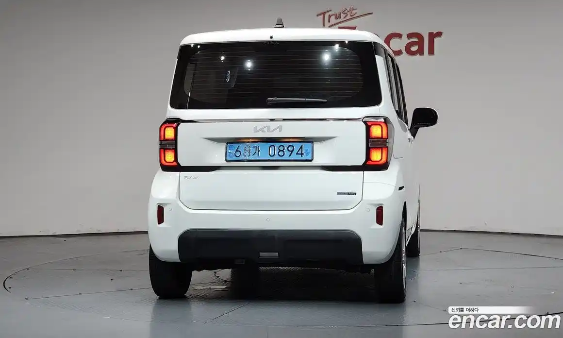 Kia Ray 2023 0.1 автомат (гидро), фото 3