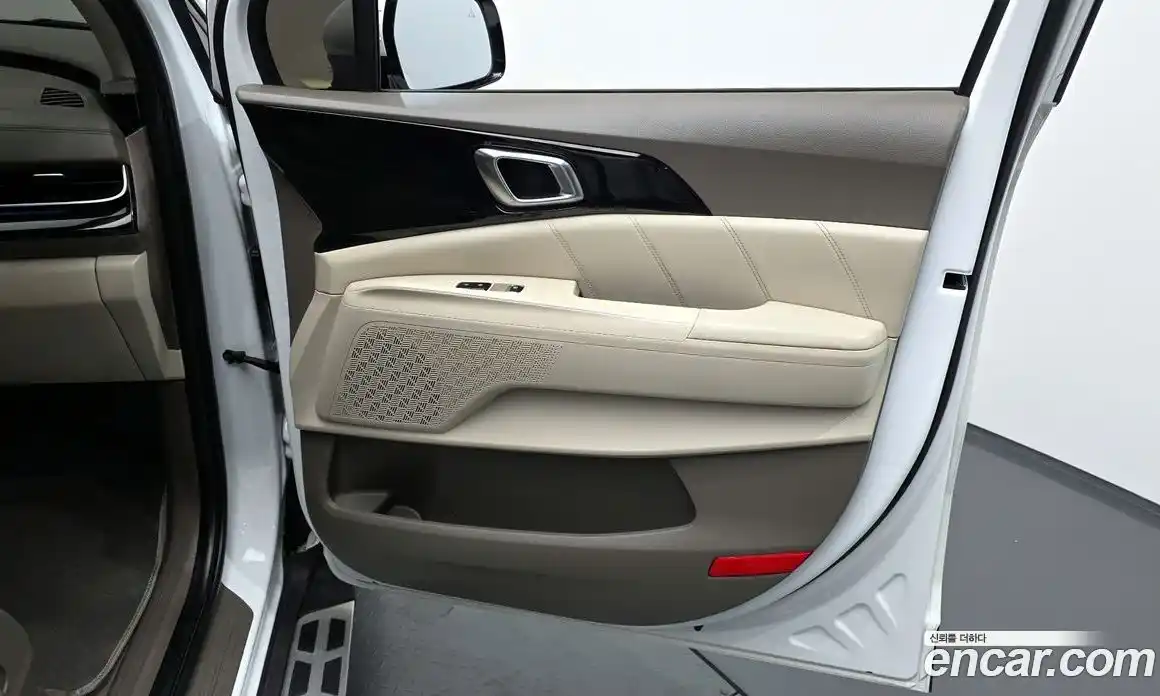 Kia Carnival 2023 3.5 автомат (гидро), фото 15