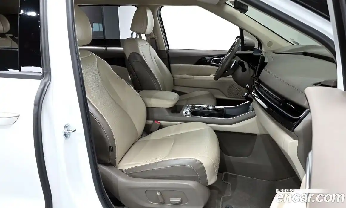Kia Carnival 2023 3.5 автомат (гидро), фото 16