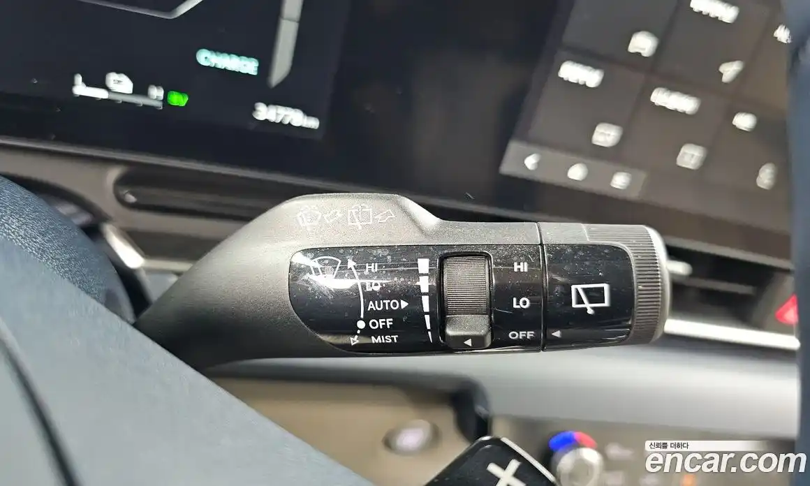 Kia Carnival 2025 1.6 автомат (гидро), фото 29