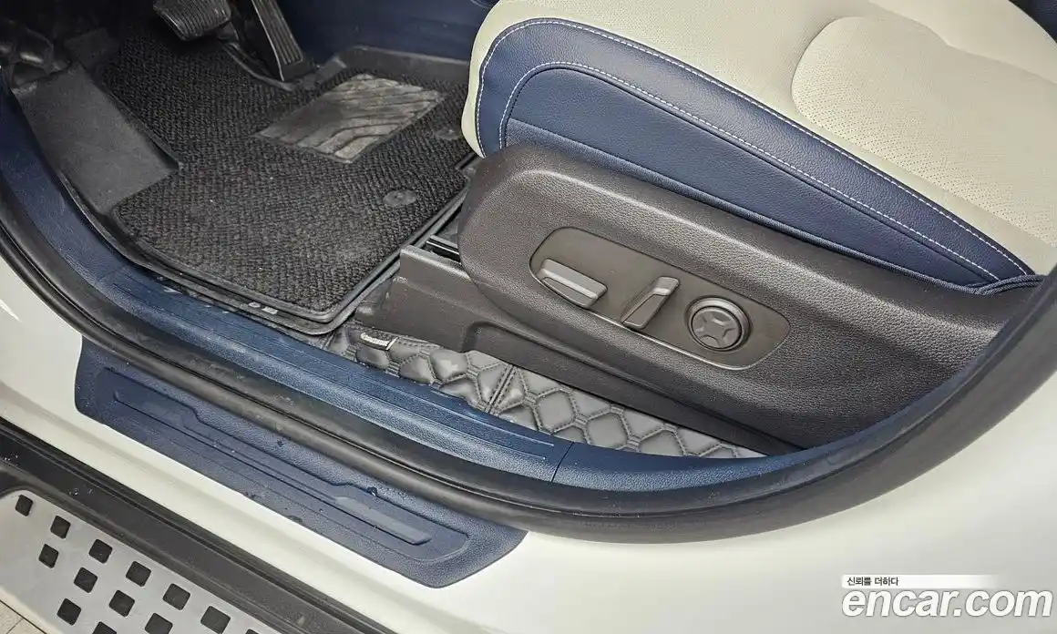 Kia Carnival 2025 1.6 автомат (гидро), фото 31
