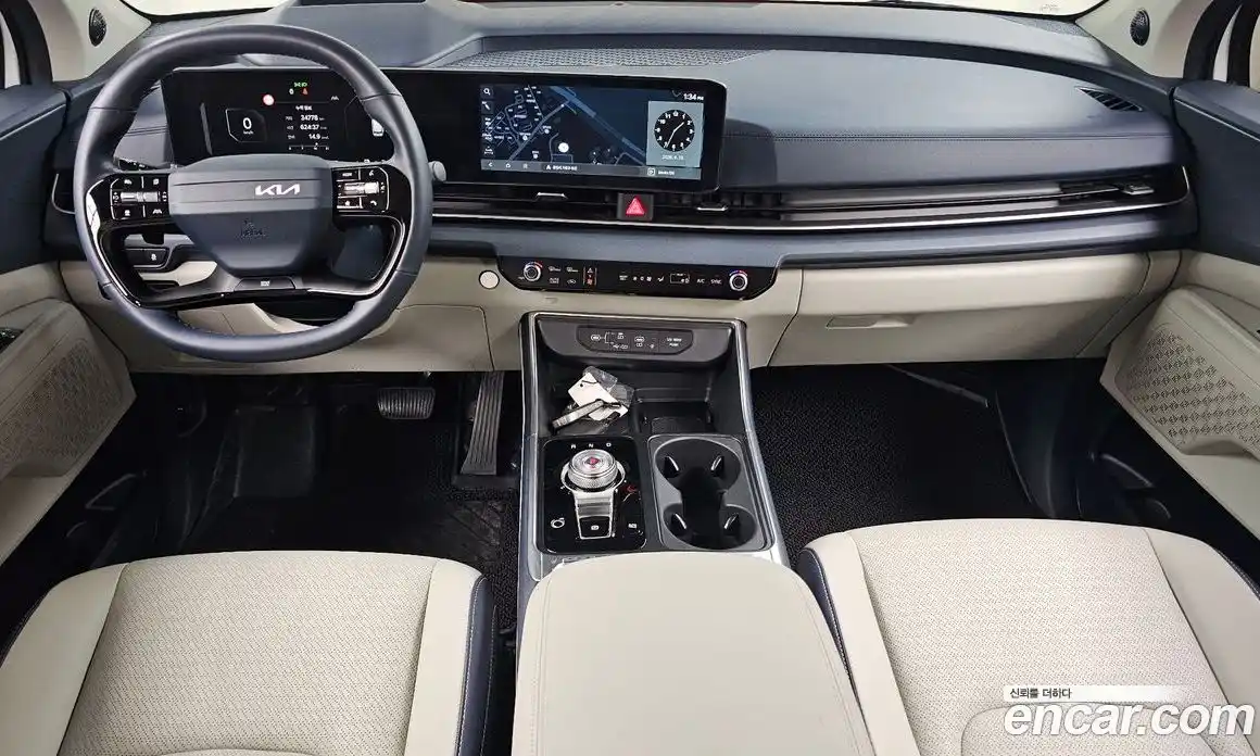 Kia Carnival 2025 1.6 автомат (гидро), фото 10