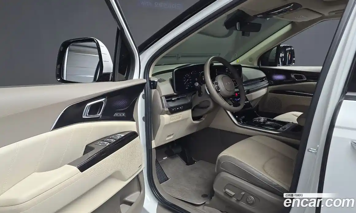 Kia Carnival 2023 3.5 автомат (гидро), фото 10